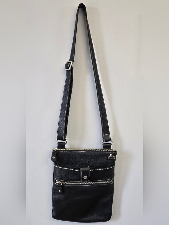 Roots Handbags - Roots Black Vintage Crossbody Bag with Silver Hardware